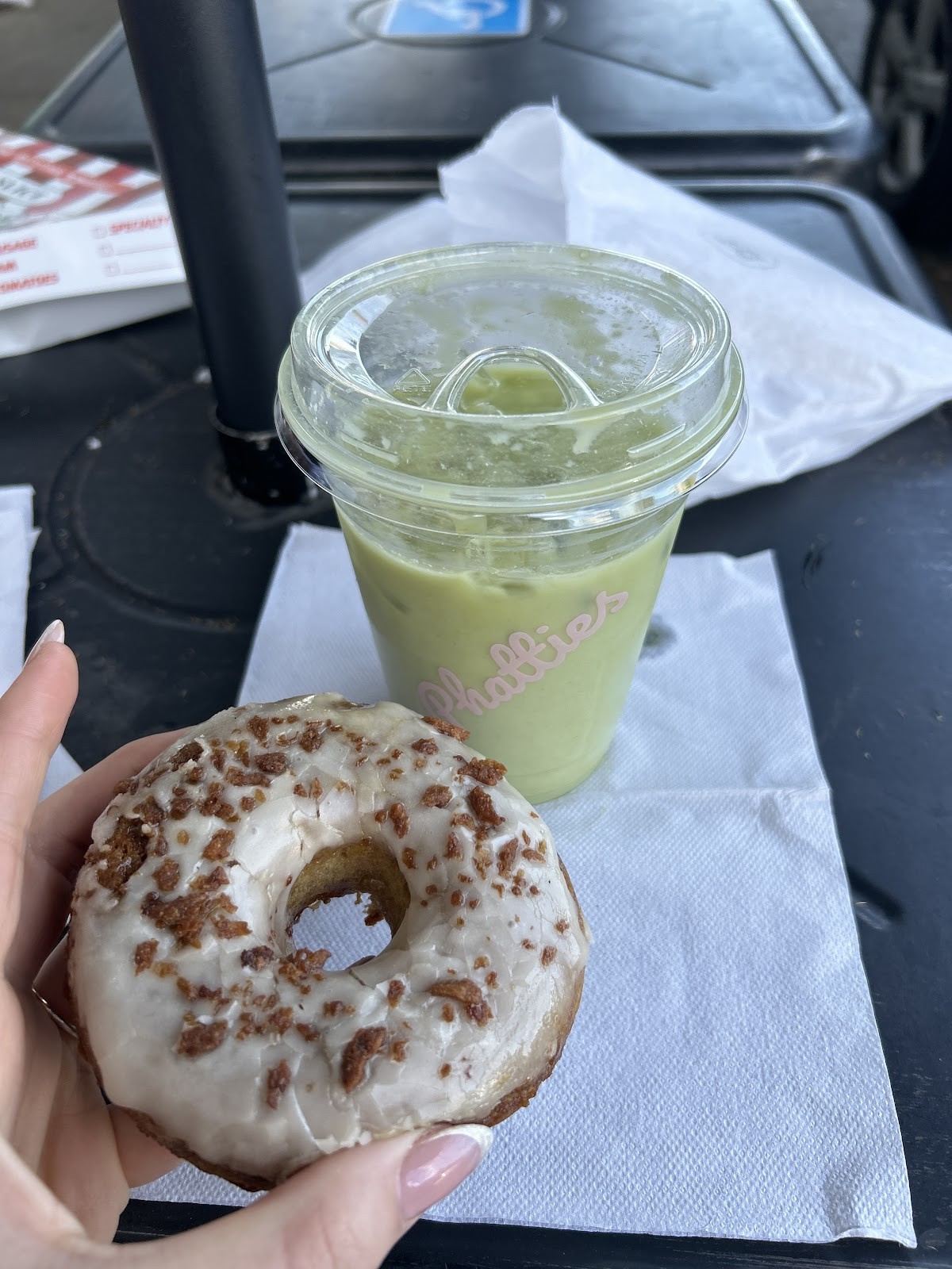 Phatties Bake Shop: food & drinks