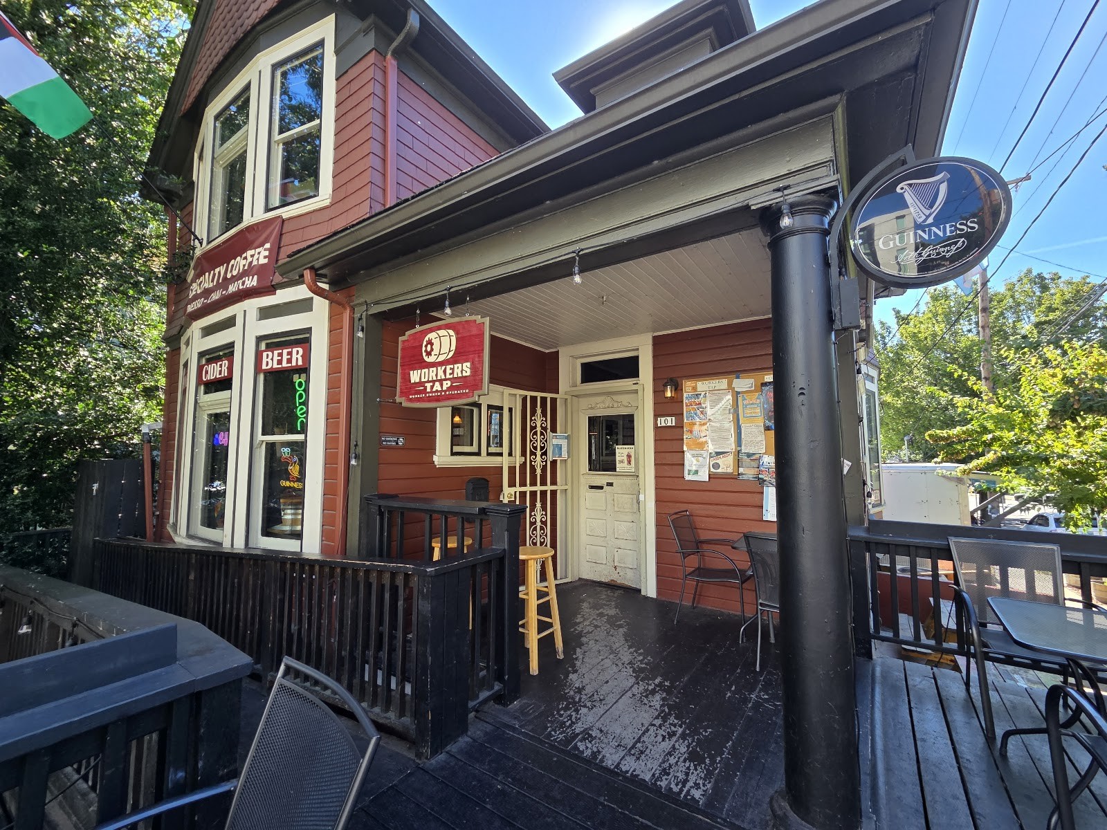 Workers Tap & Cafe: the place