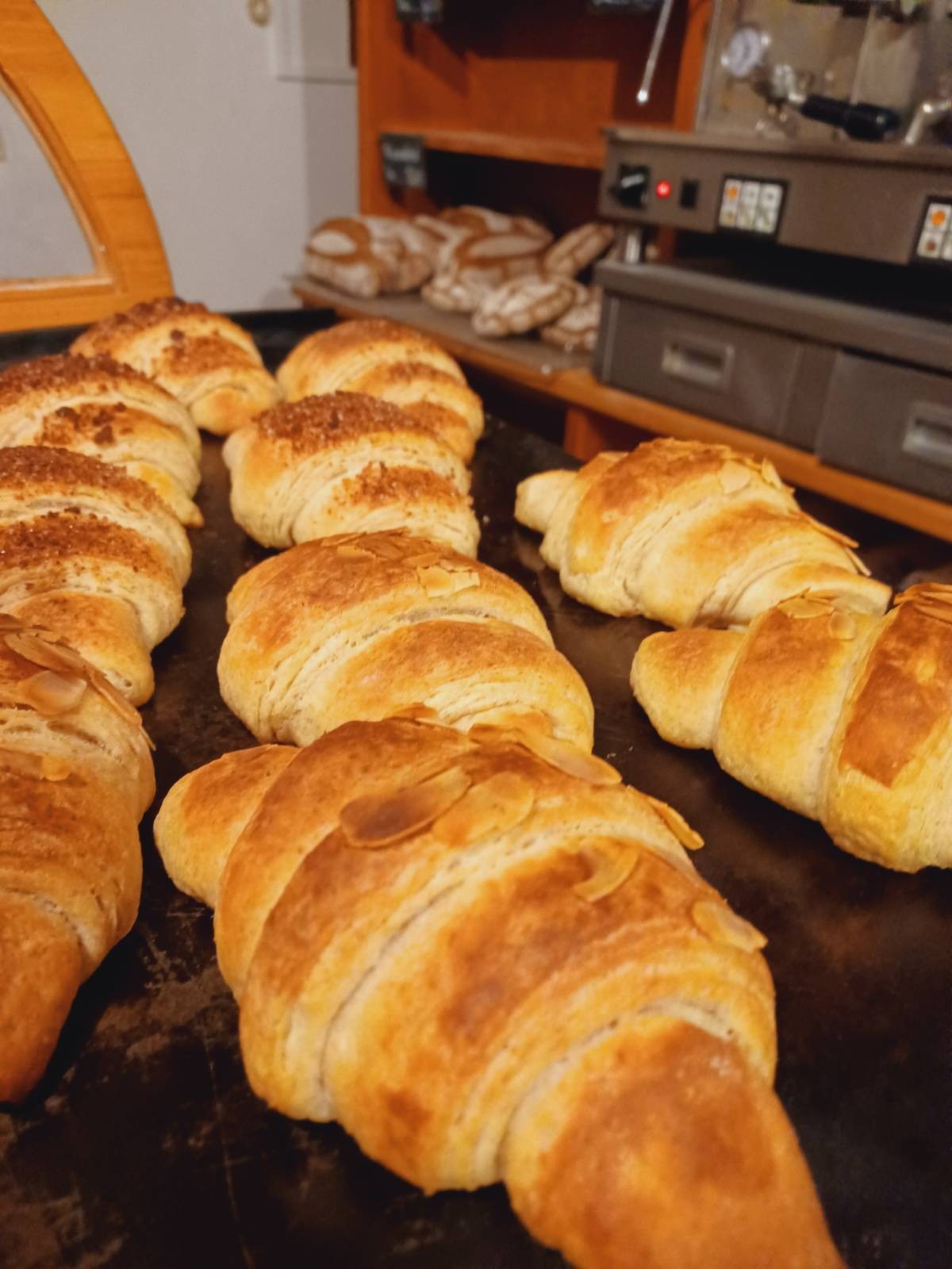 Baeckerei Schwarzbrot: food & drinks
