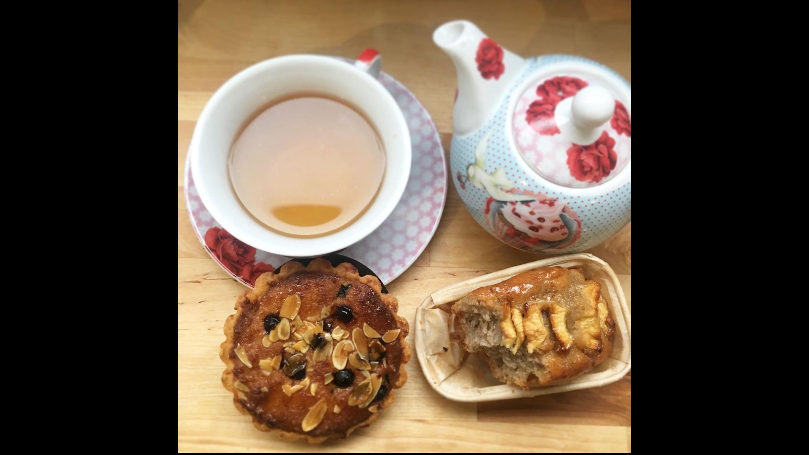 Jo and Nana Cakes: food & drinks