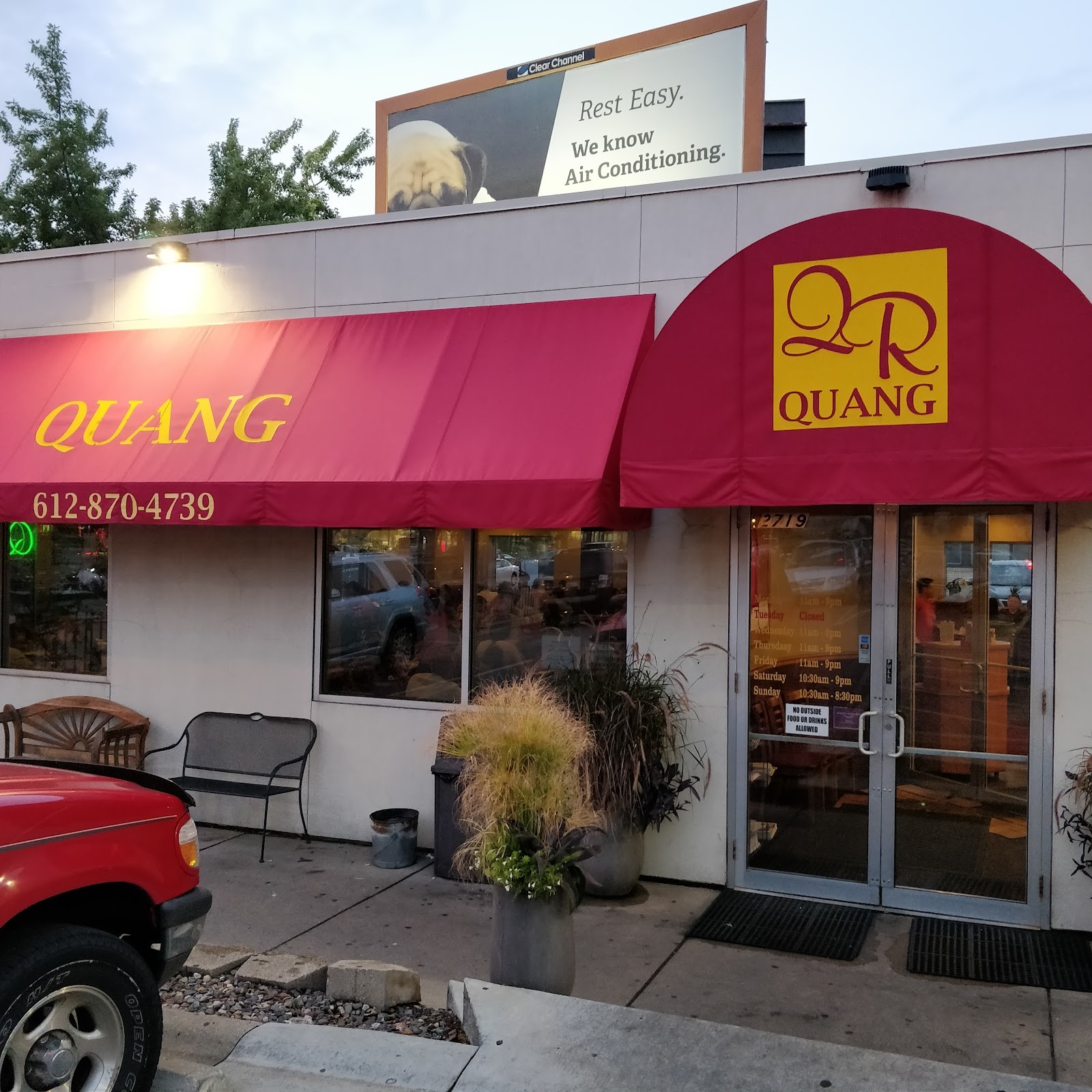 Quang Restaurant: the place