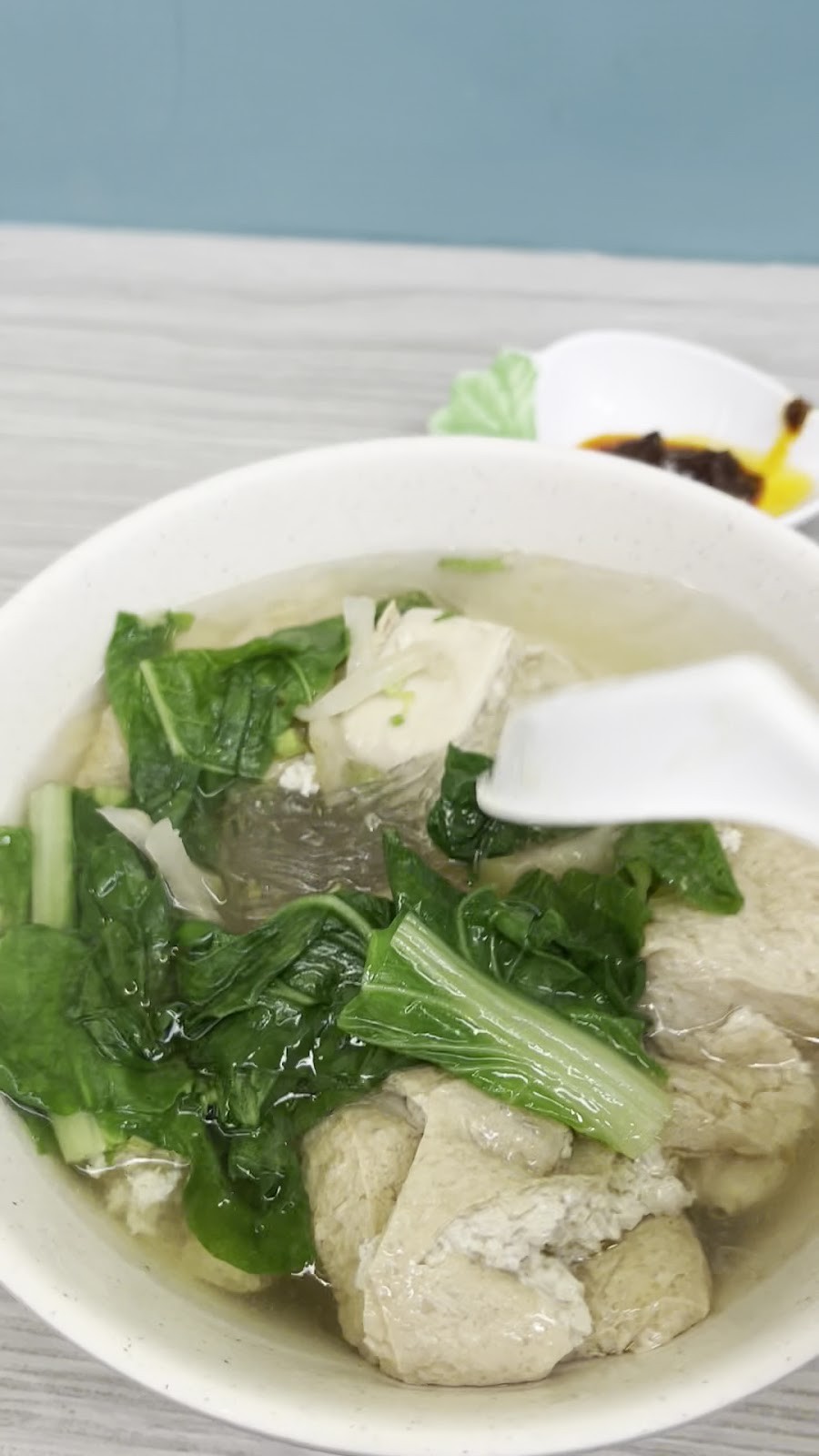 Xuelihong Vegetarian Dim Sum 雪裏紅素食點心 永春店: food & drinks