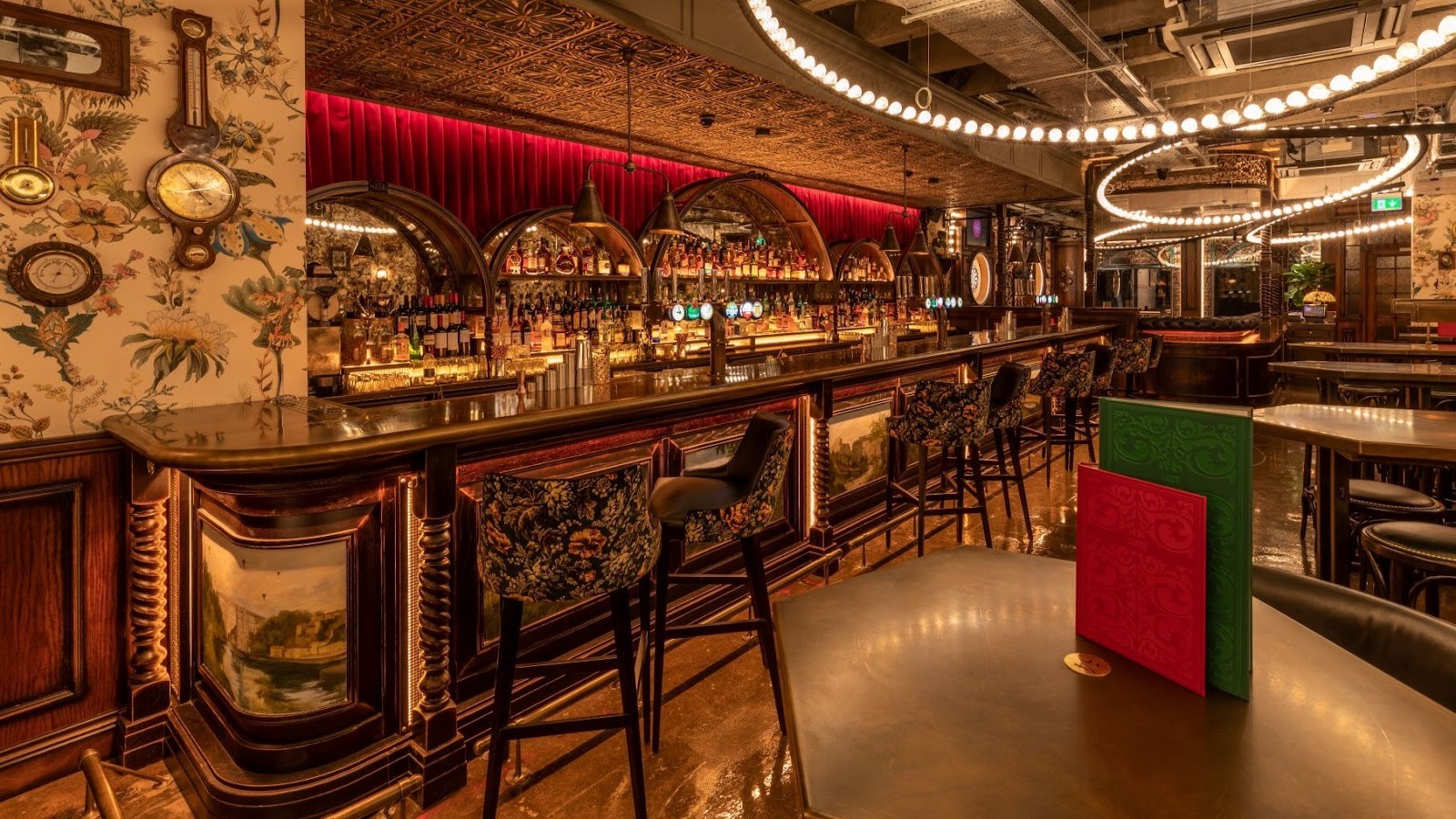 Flight Club Bristol: the place