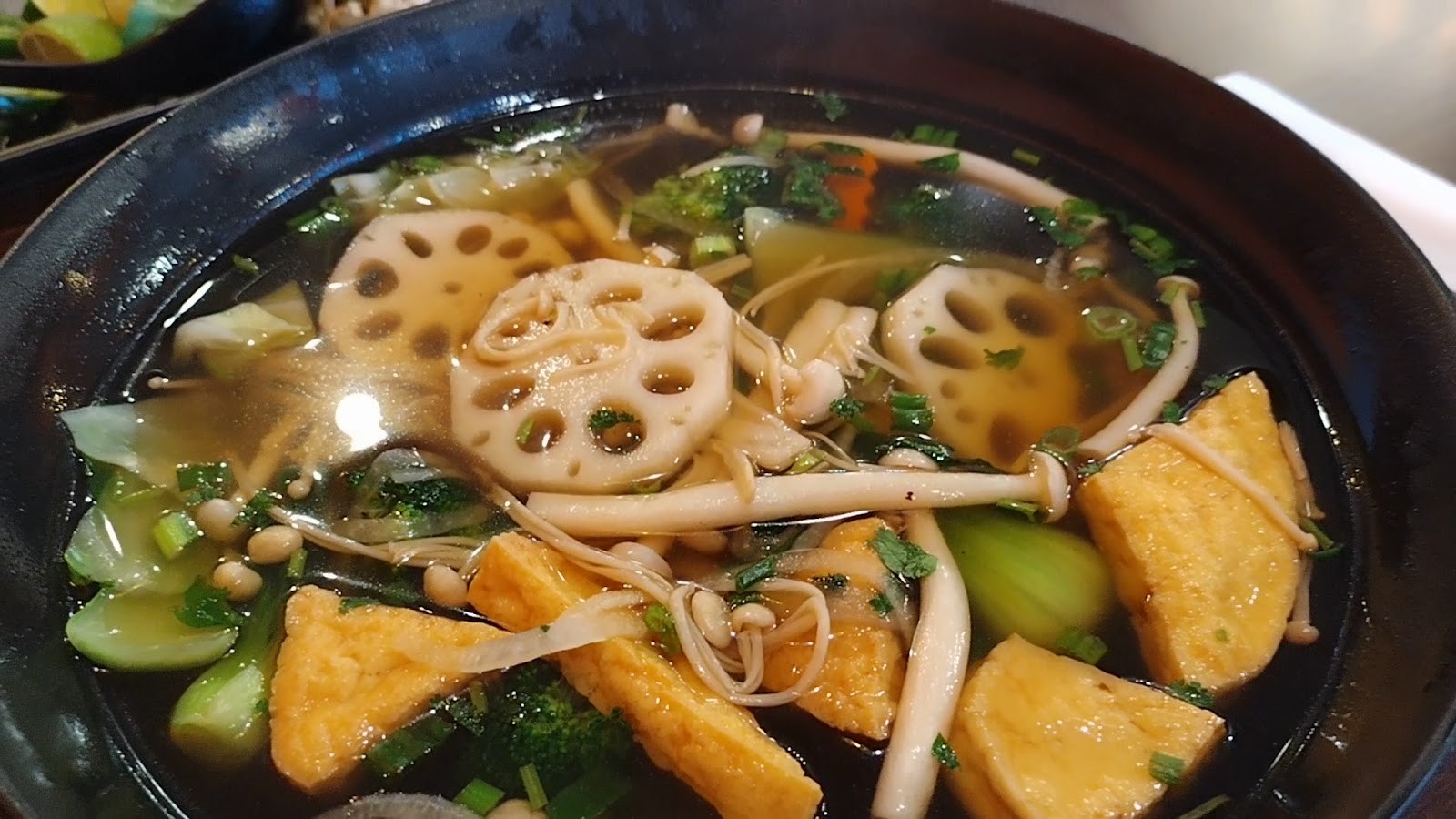 Happy Pho: food & drinks