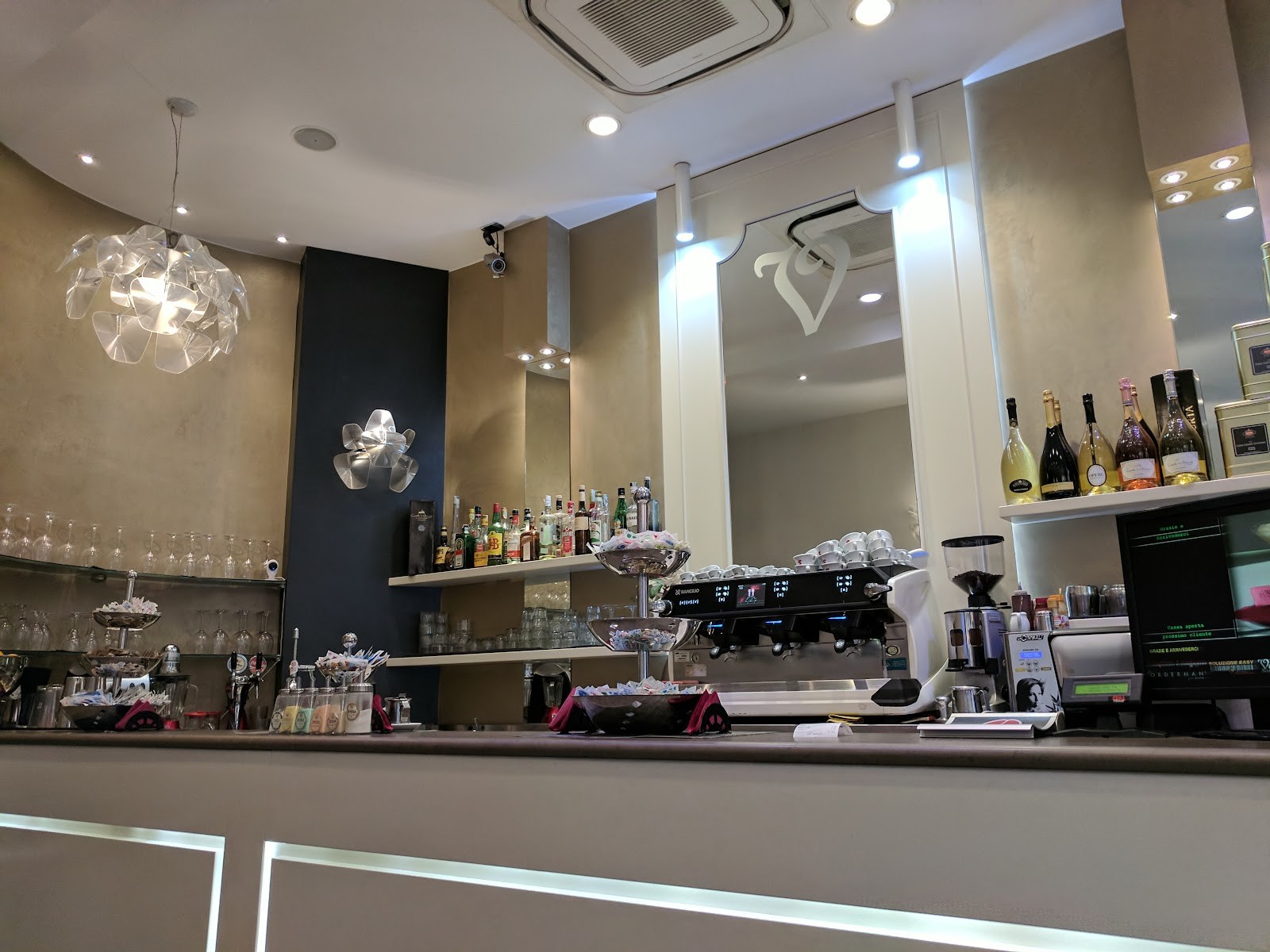 Cafè Vanity Sessantasette: the place