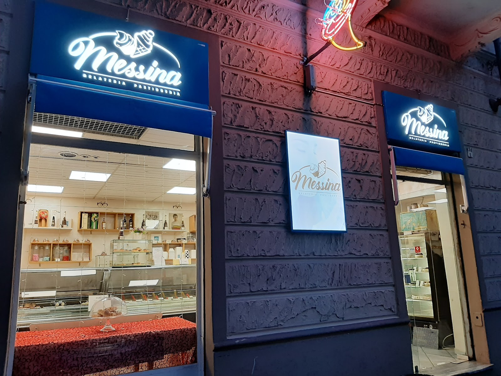 Gelateria Pasticceria Messina: the place