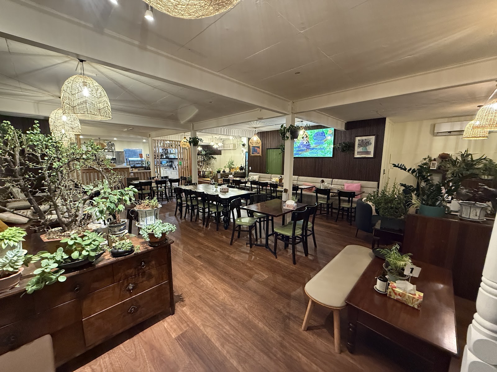 Vegan Heaven Restaurant: the place