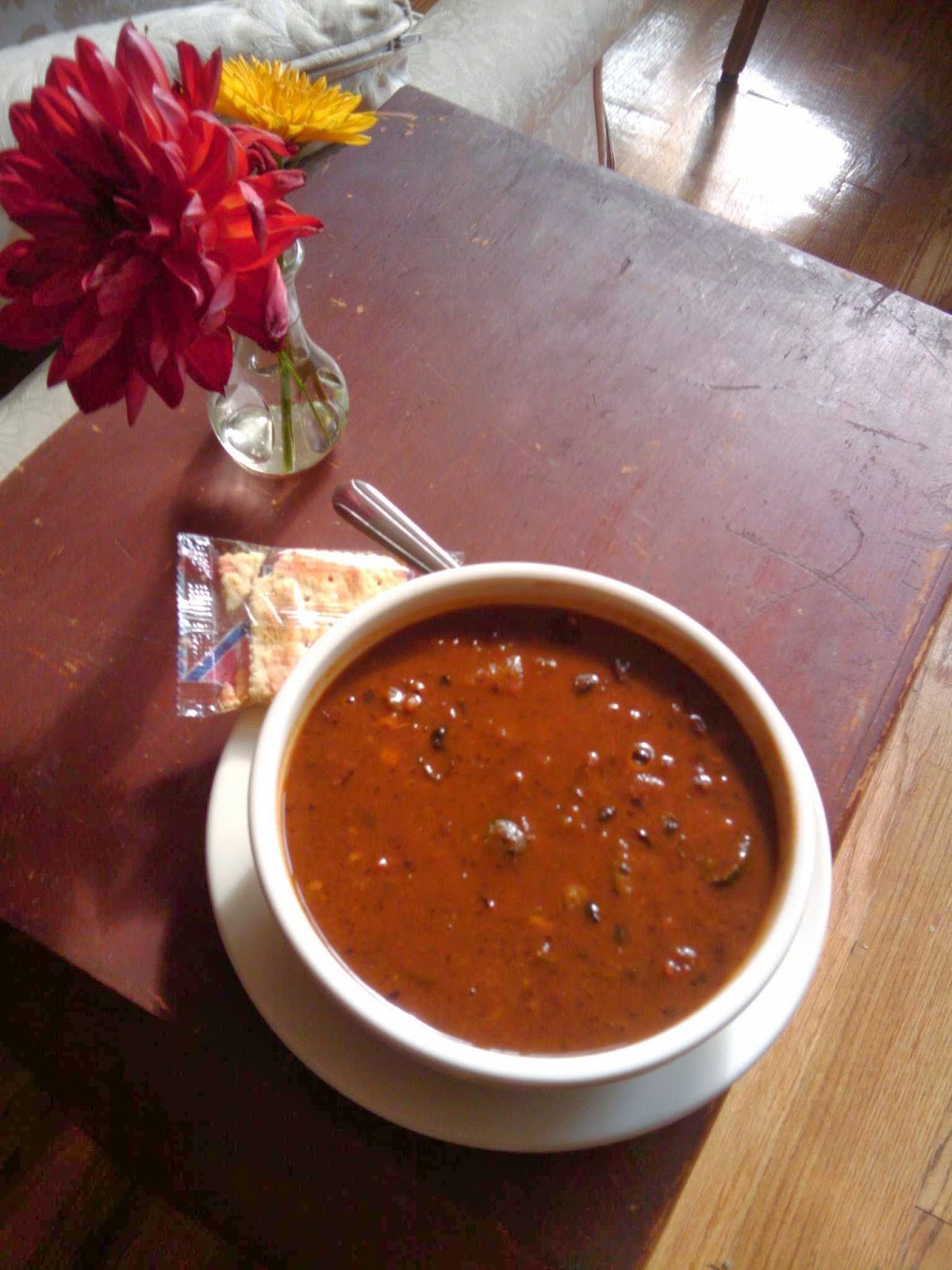 Cafe Mustache: food & drinks