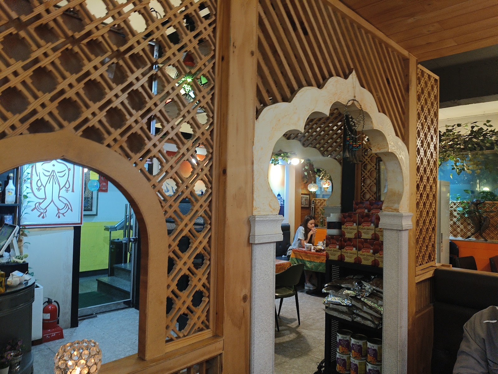 Jyoti Indian Restaurant Chungmuro: the place