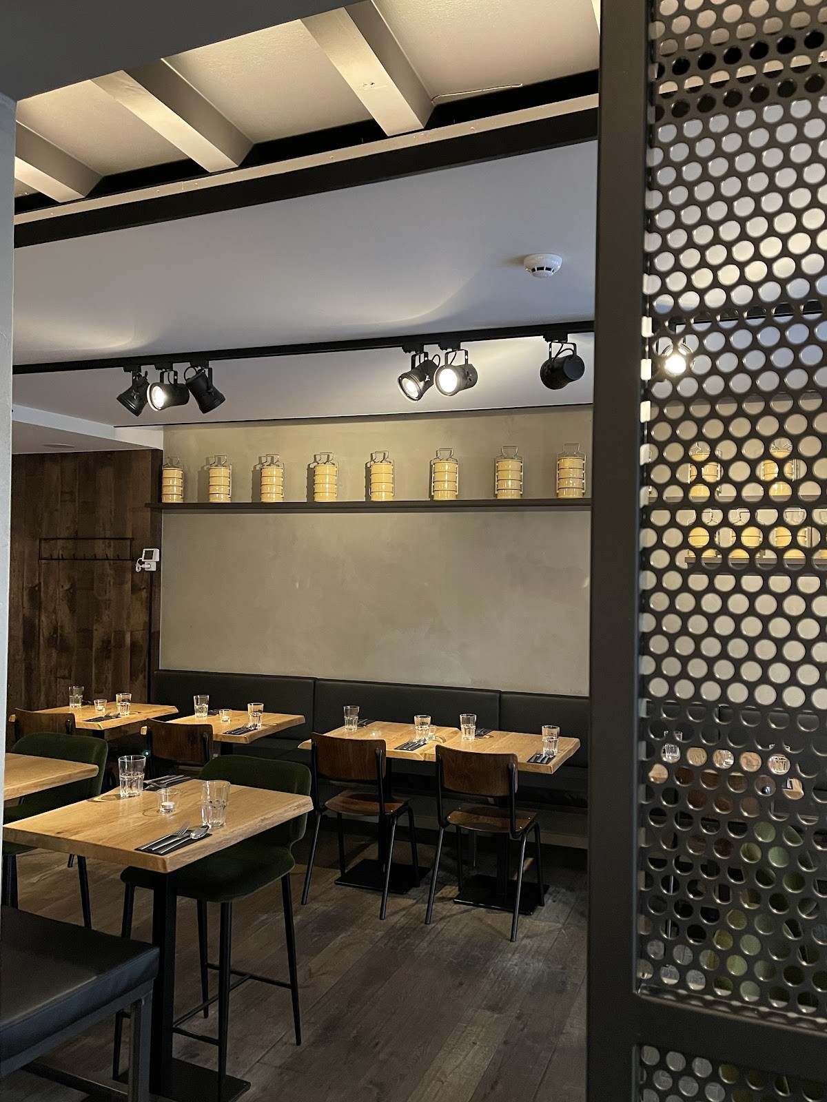 Kin Khao: the place