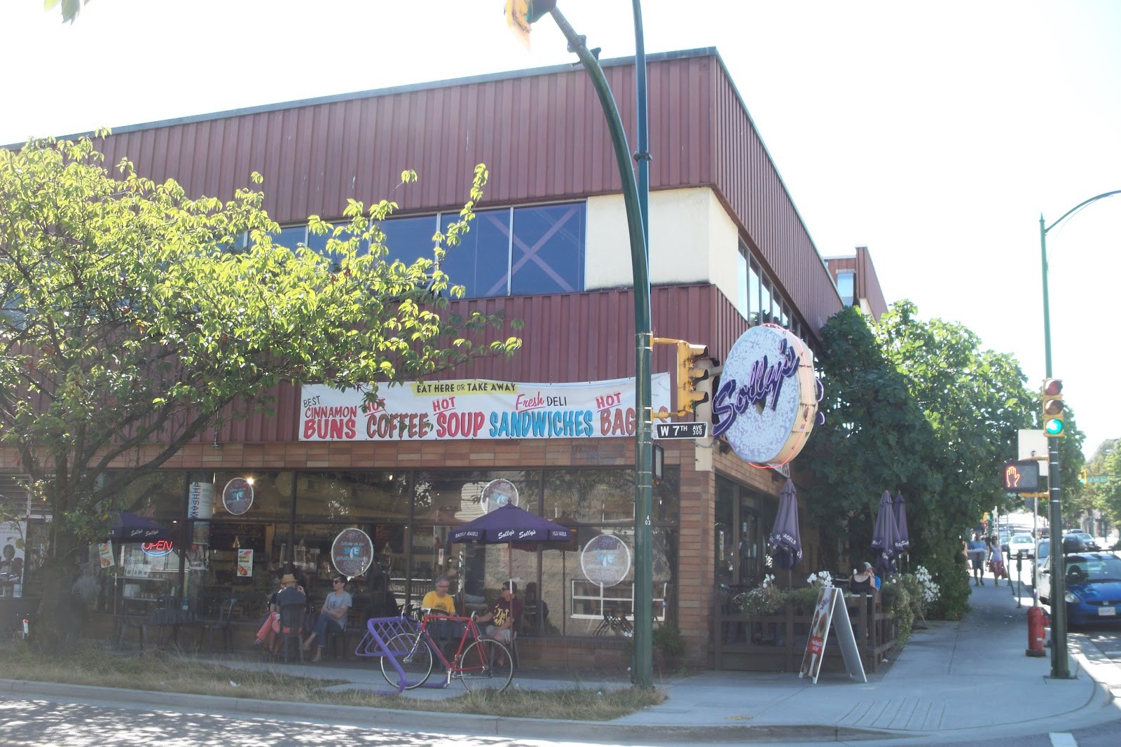 Solly's Bagelry: the place