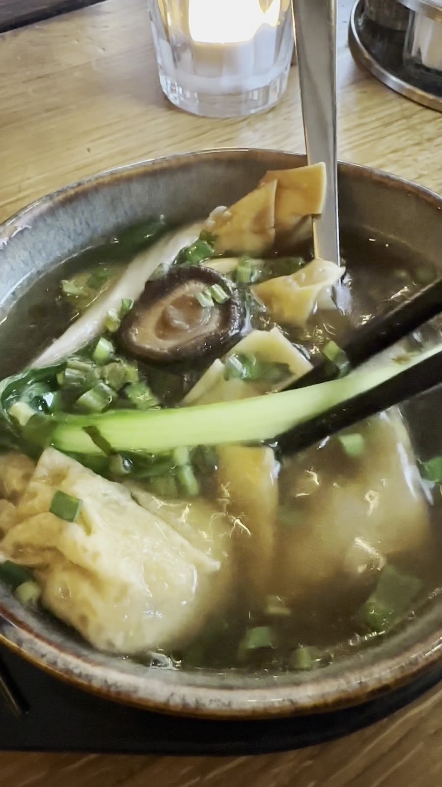 Huong Que - Mitte: food & drinks