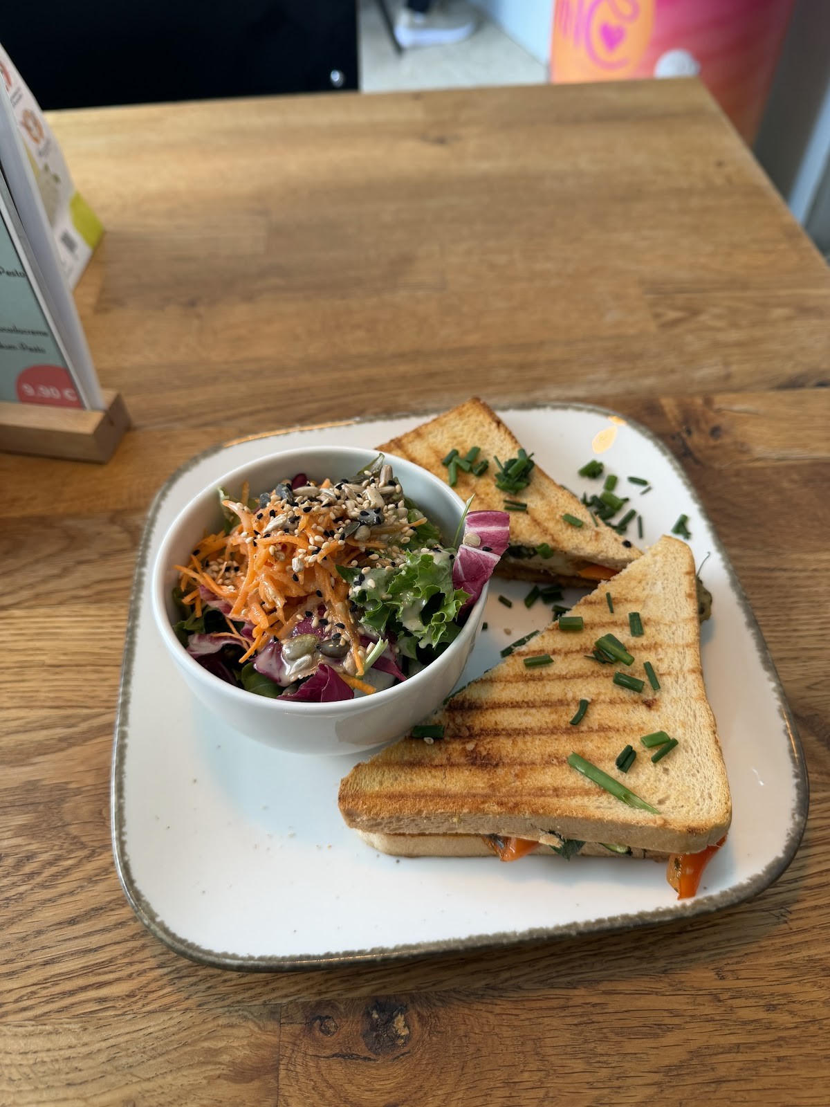 Deli Kitchen: food & drinks