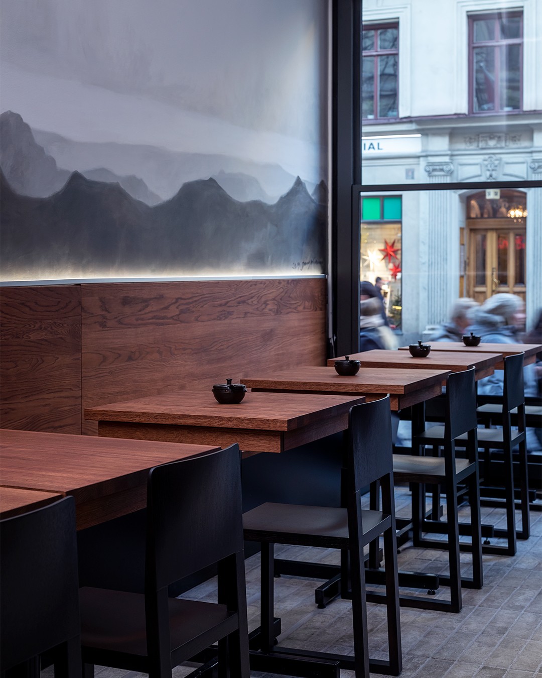 Keemchi - Kungsgatan 53: the place