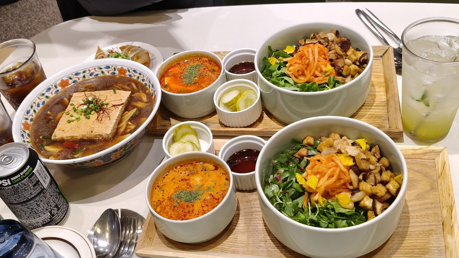 Plantude: food & drinks