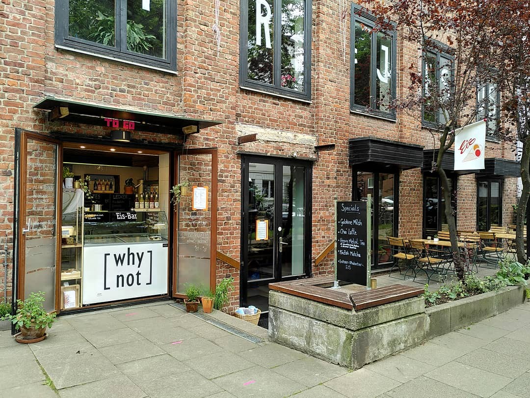 [why not] Café: the place