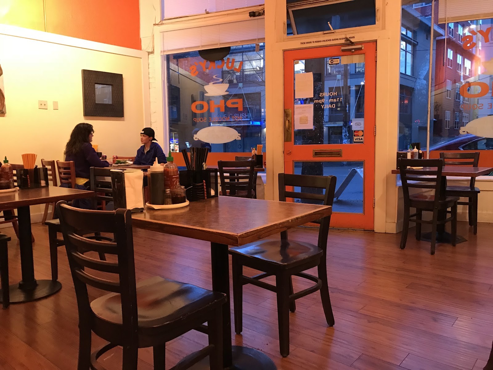 Lucky's Pho: the place