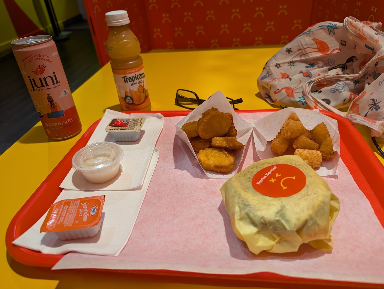 Mr.Charlie's TMS: food & drinks