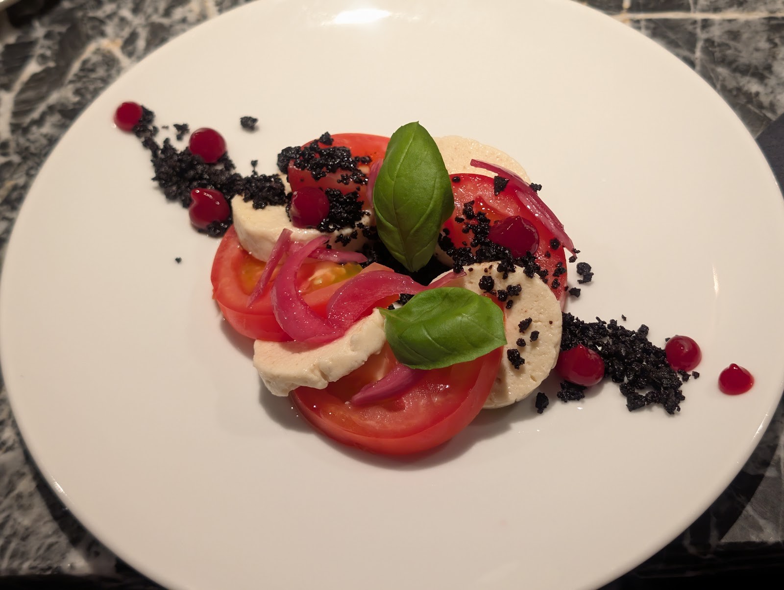 Vaust Bar & Restaurant: food & drinks