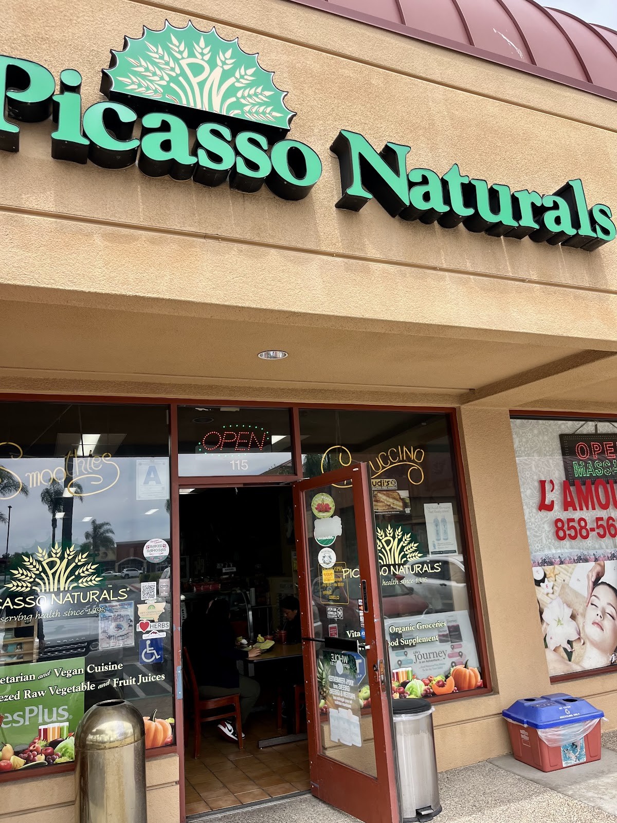 Picasso Naturals: the place