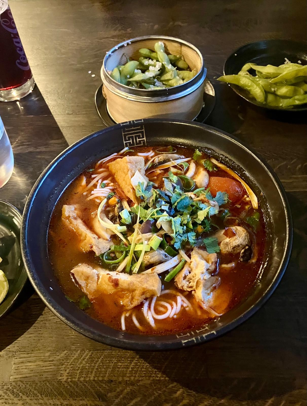 Vigan Restaurant: food & drinks