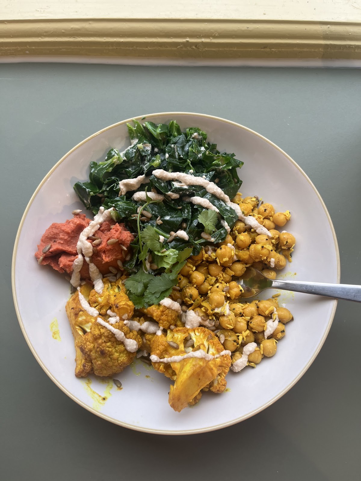 Mandala Café Bethnal Green: food & drinks