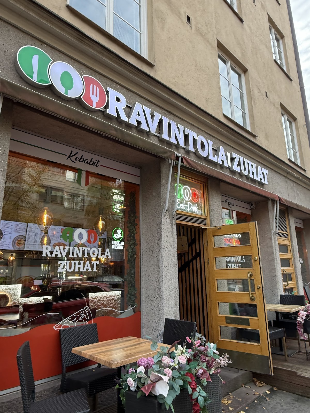 Ravintola Zuhat: the place