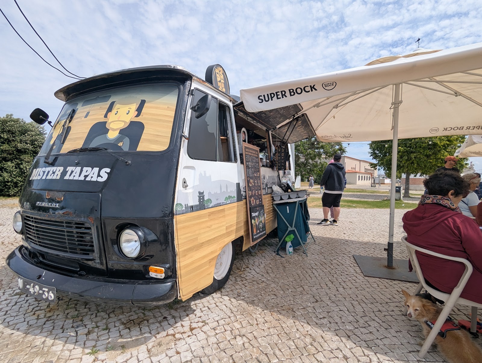 Mister Tapas: the place