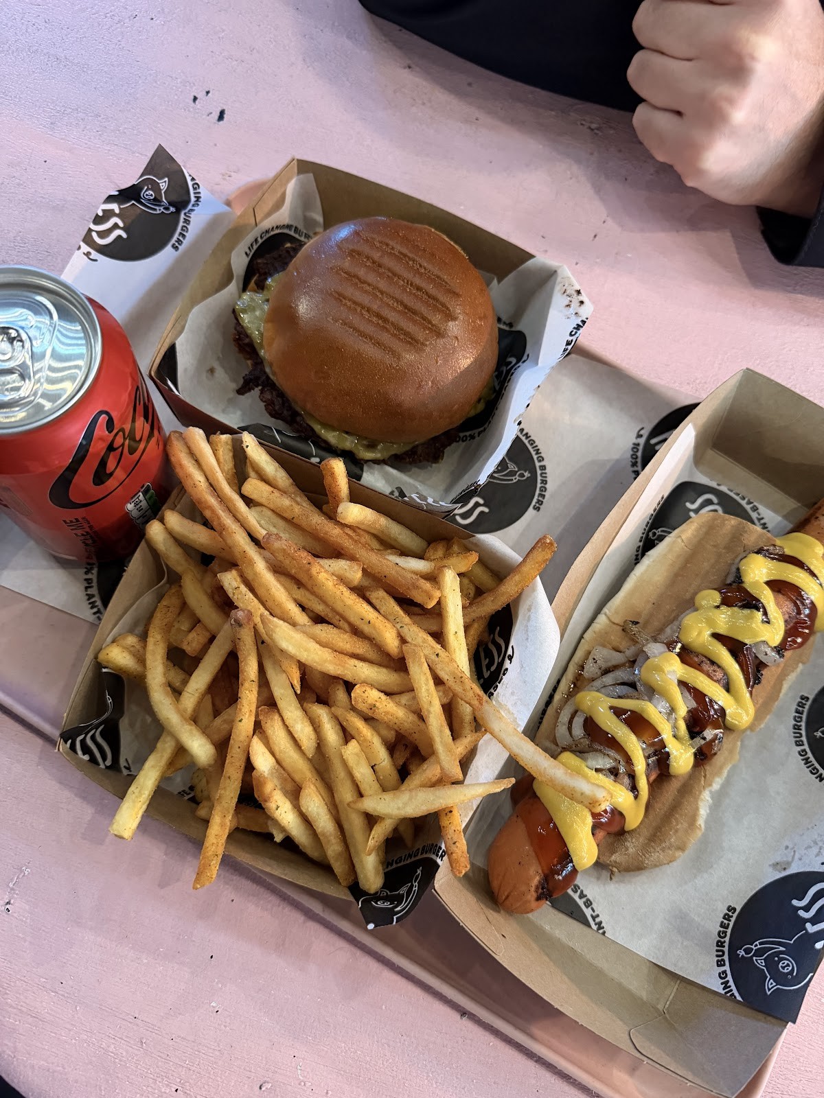 The Hogless Roast: food & drinks