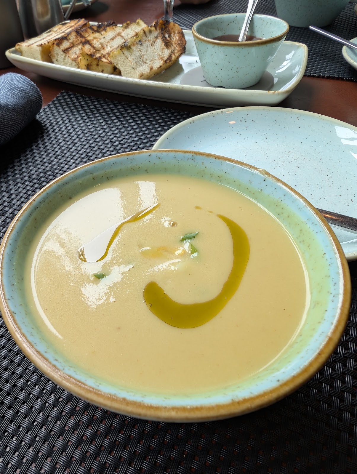 Equinox on 19th: food & drinks