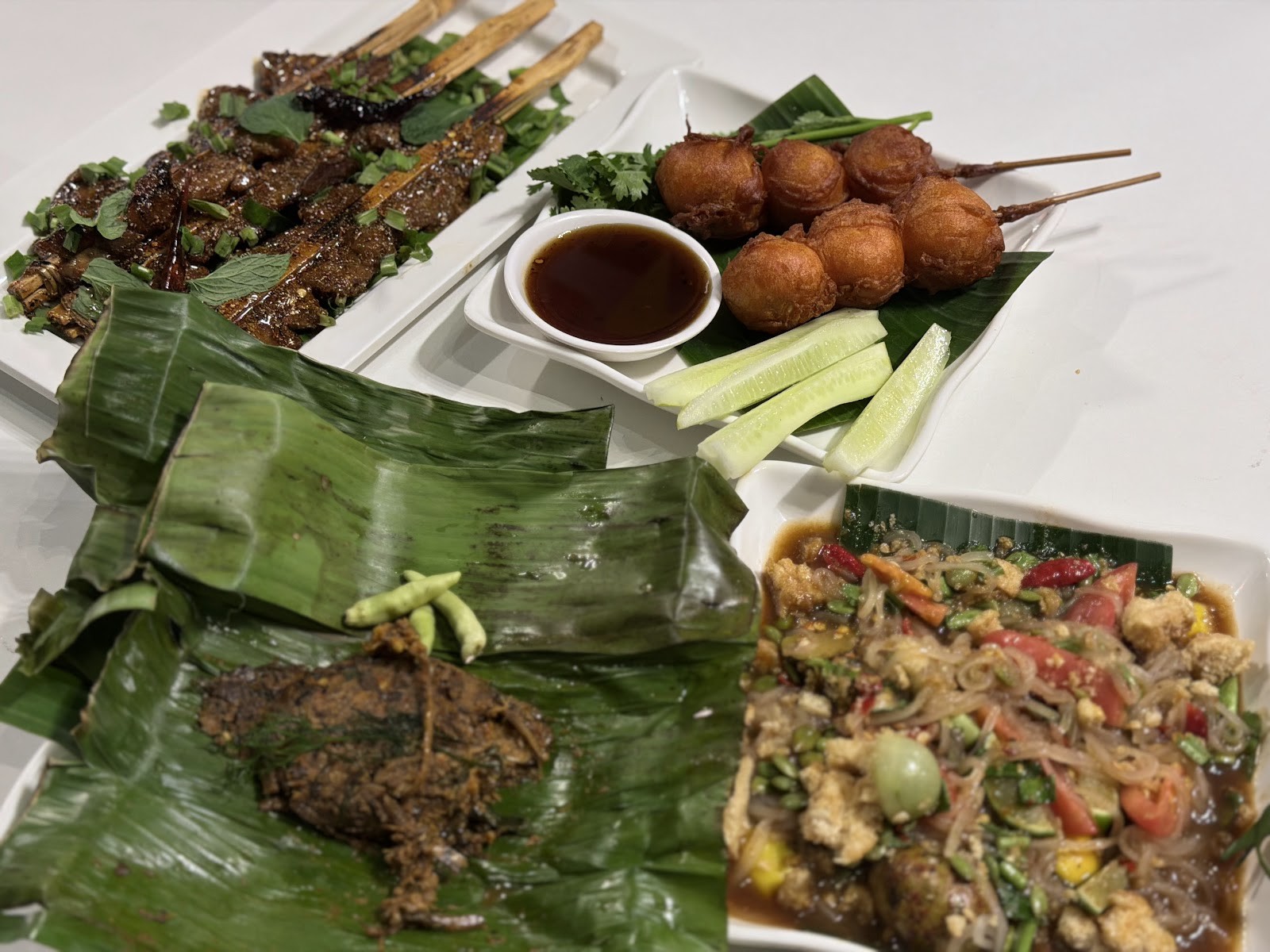 Tammang Rama2 Issan Vegan: food & drinks