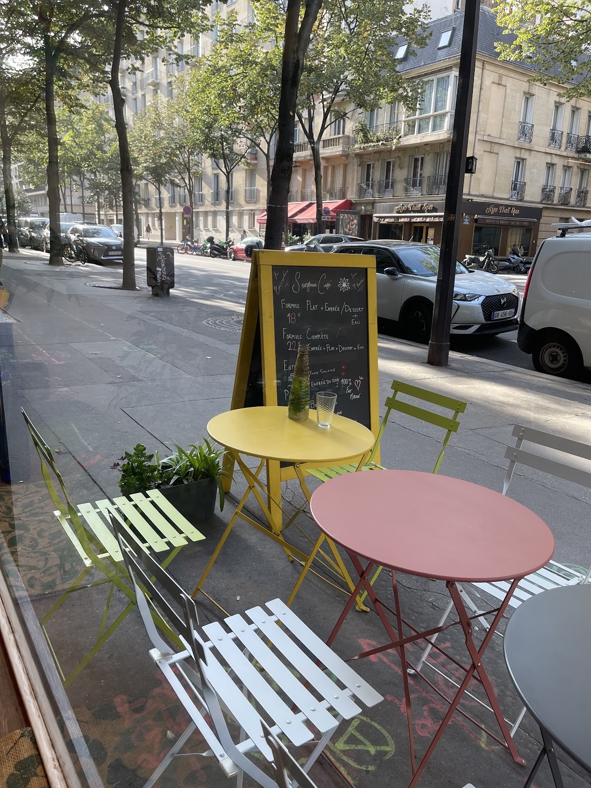 Sunflower Café: the place