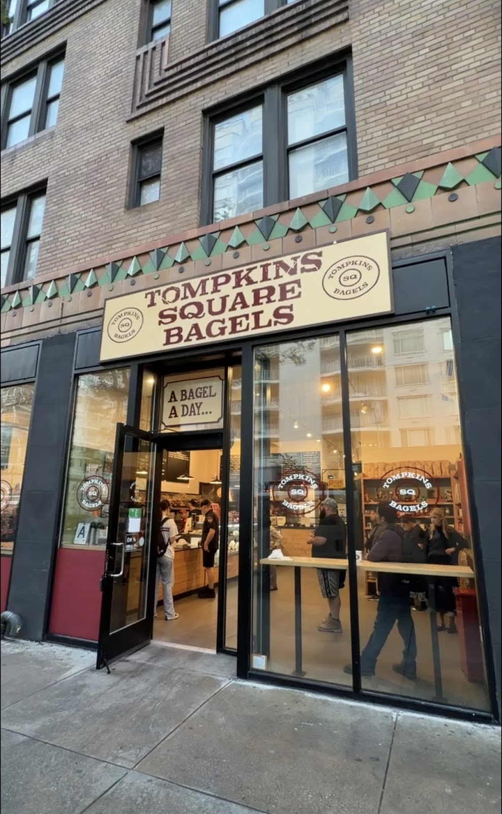 Tompkins Square Bagels: the place