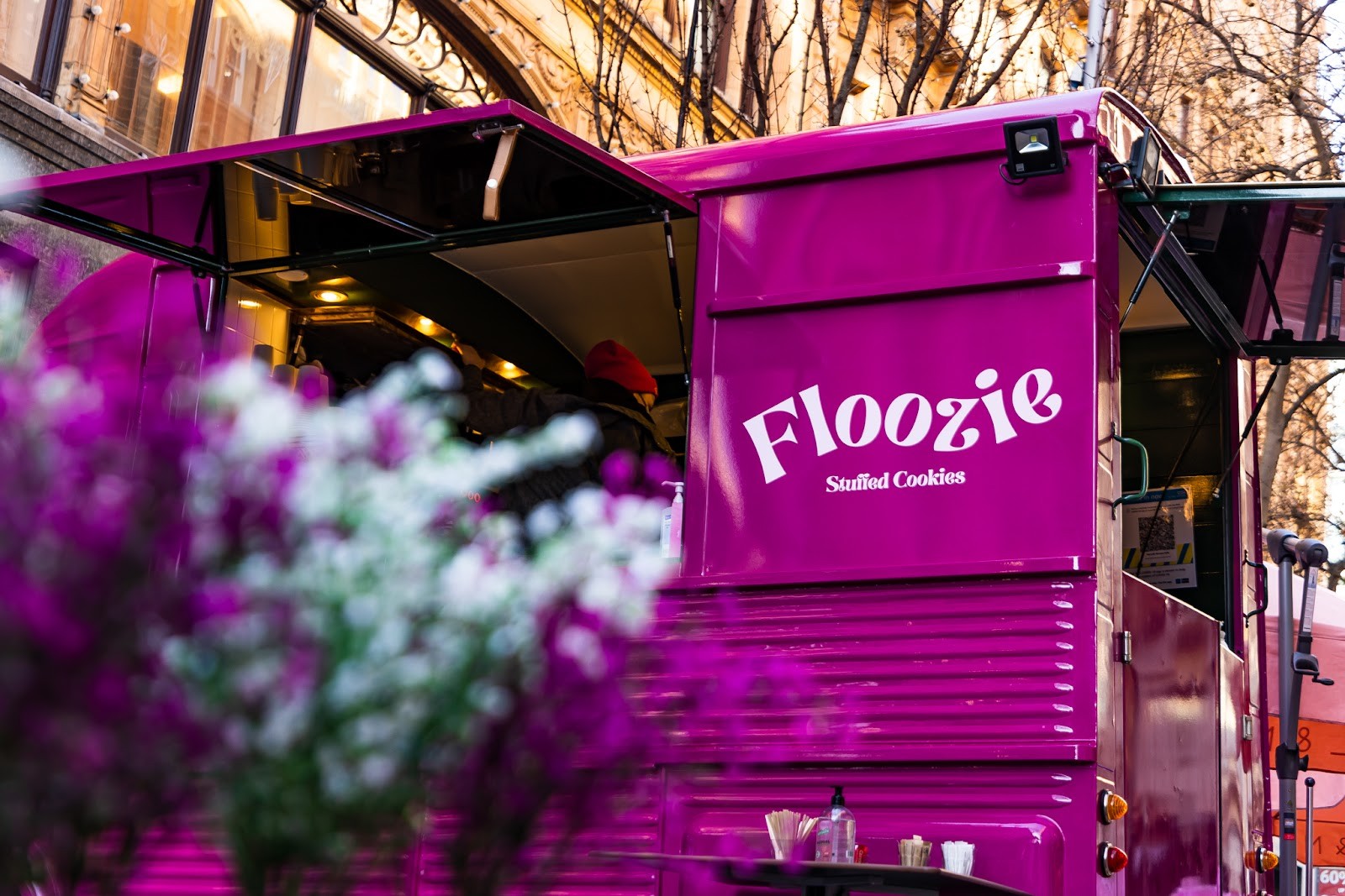 Floozie Cookies: the place