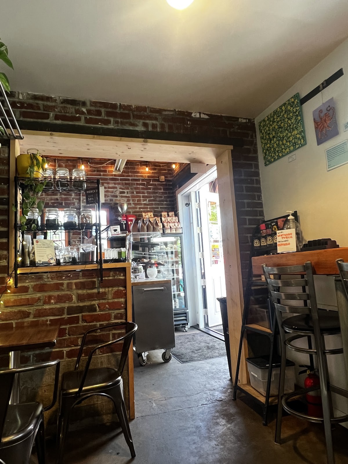 Hotwire Coffeehouse: the place