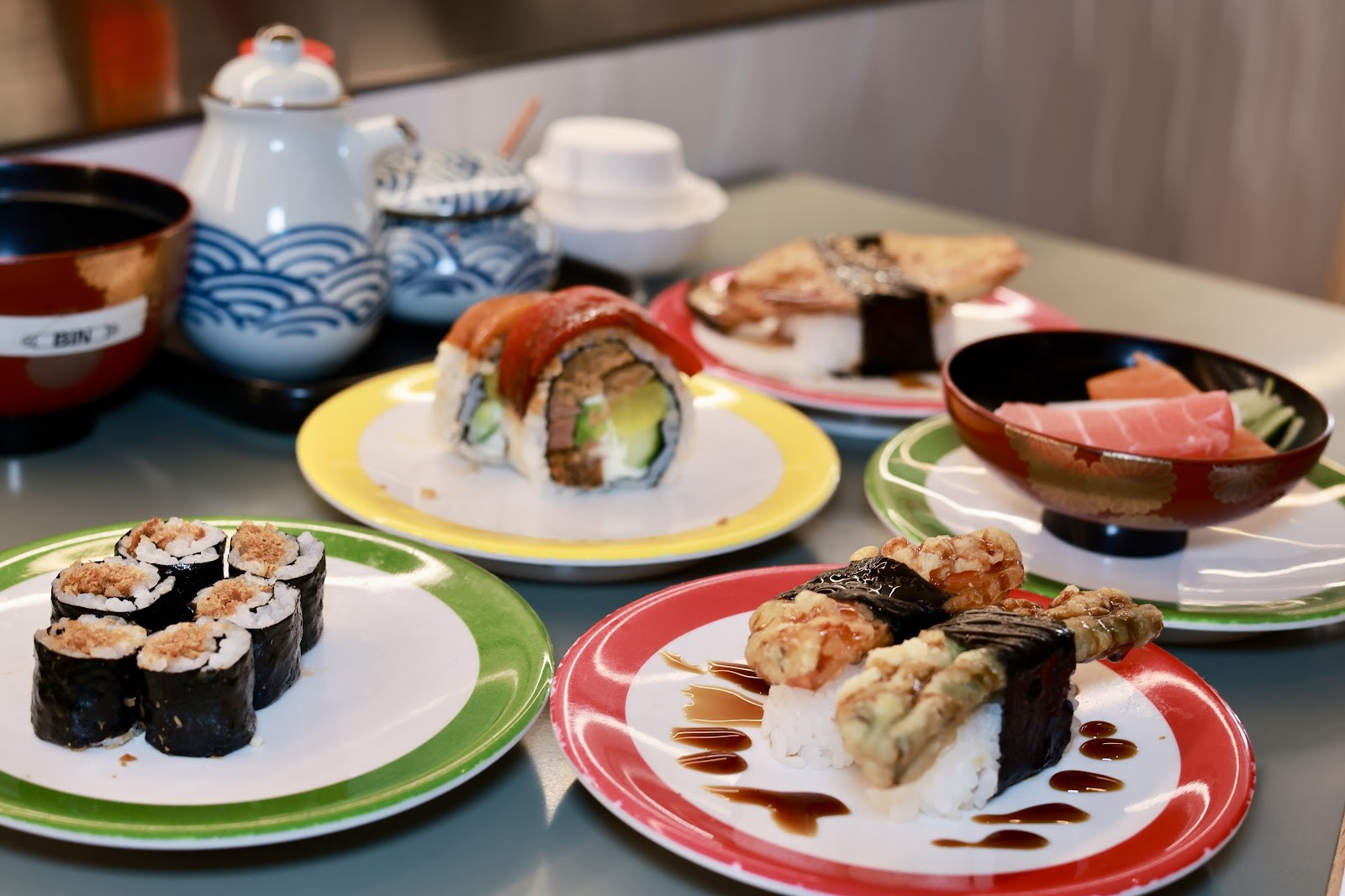 Midori by Tao's: food & drinks