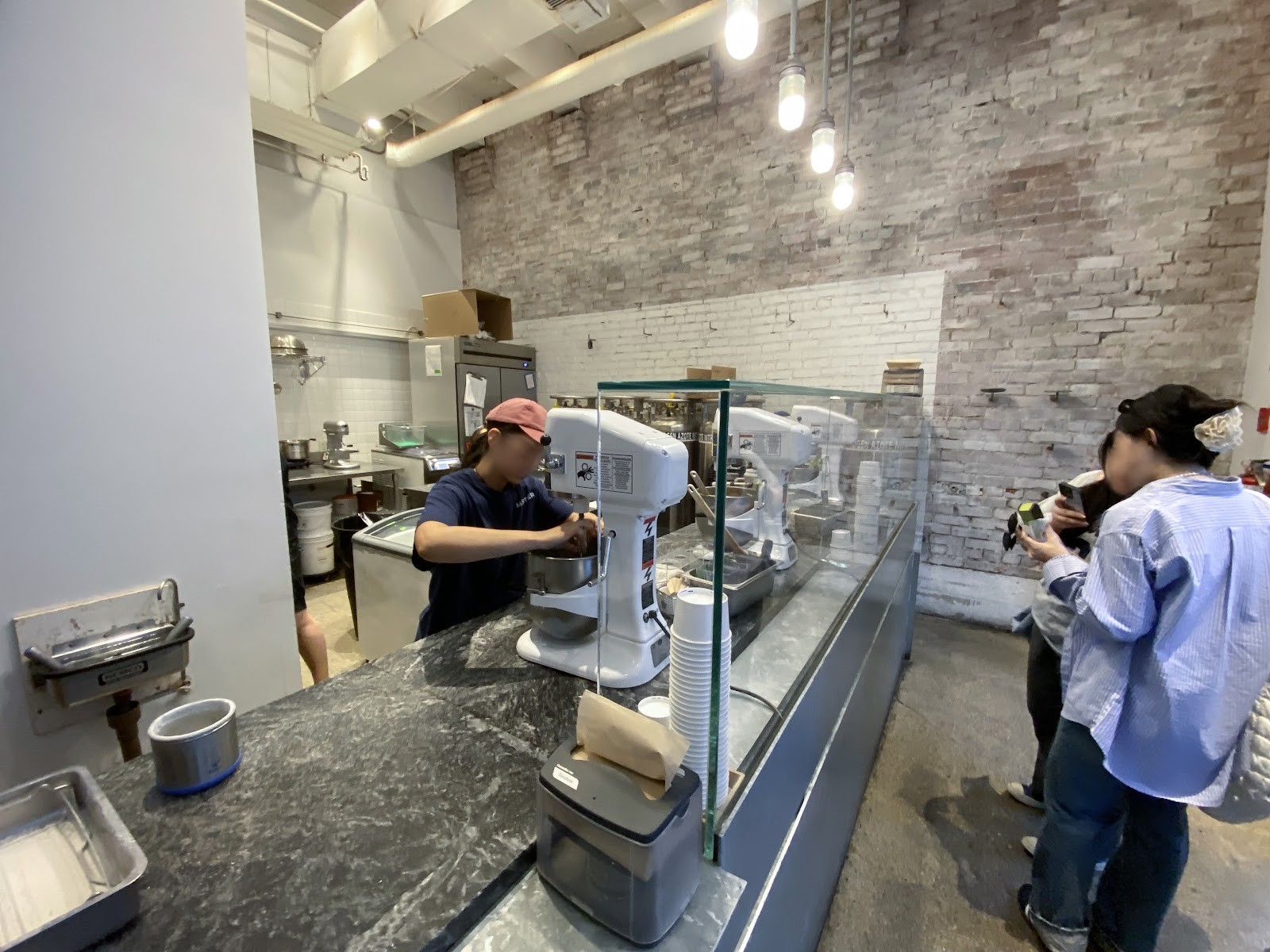 Mister Artisan Ice Cream: the place