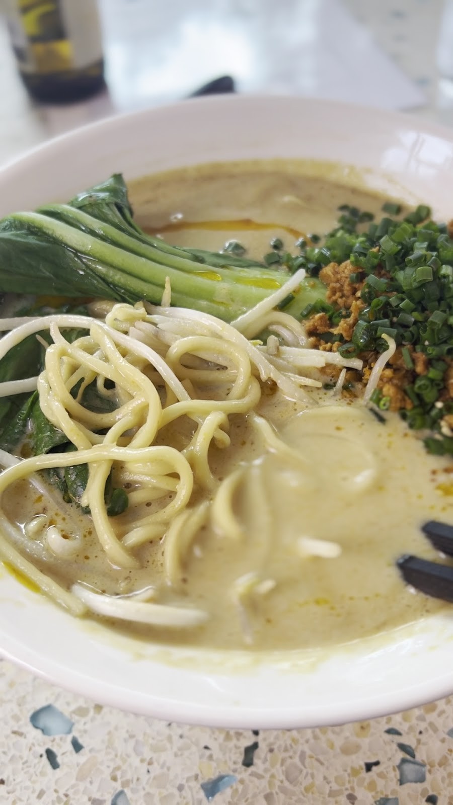 Vegan Ramen Shop Muranów: food & drinks
