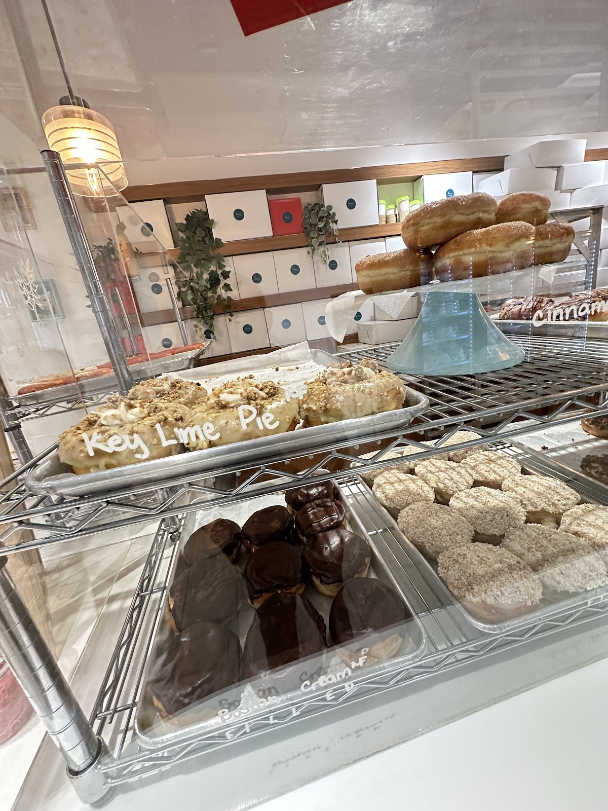 Bloomer's - Bayview Village: food & drinks
