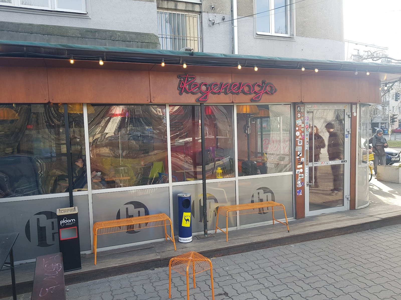 Regeneracja: the place