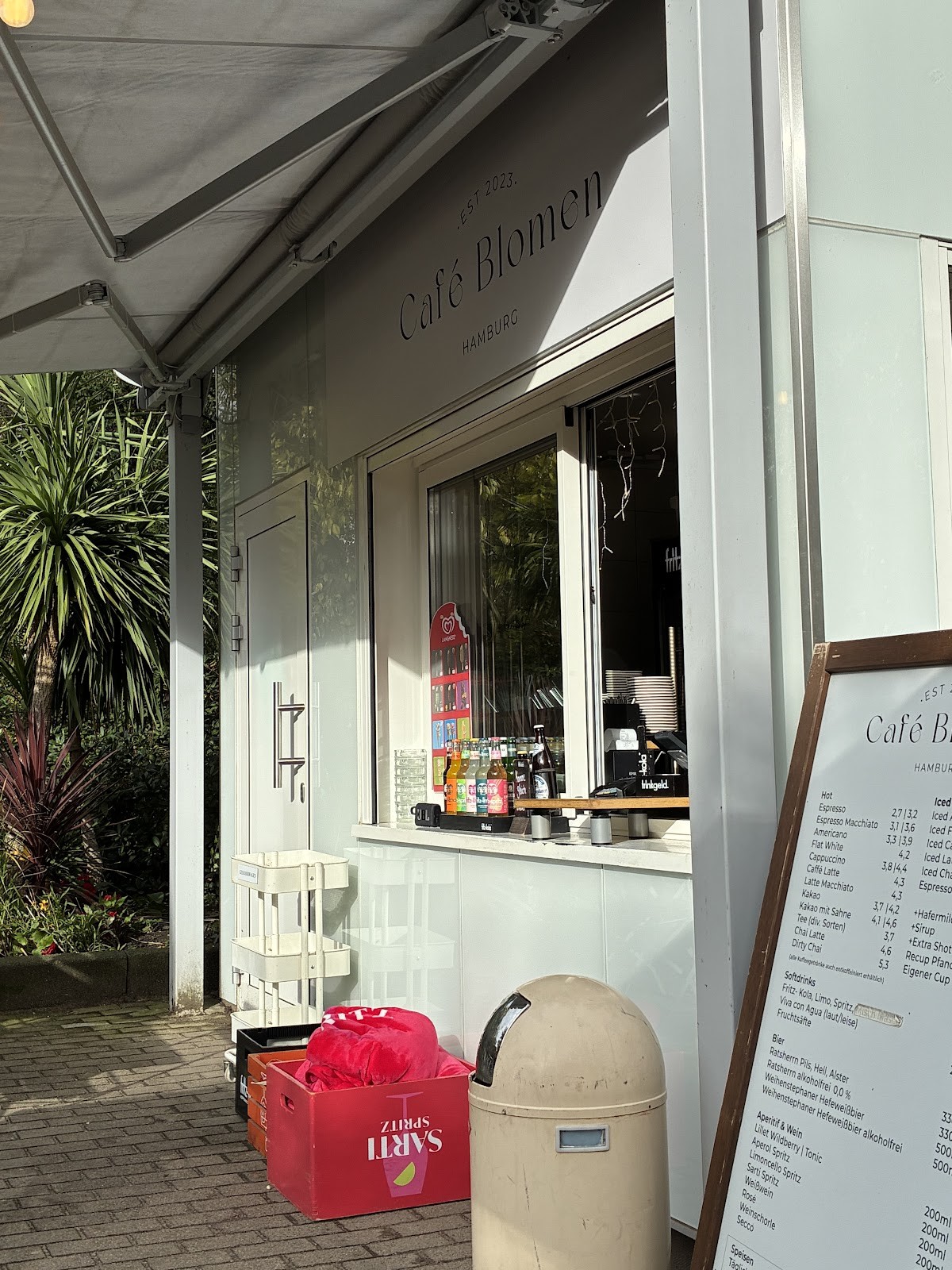 Café Blomen: the place