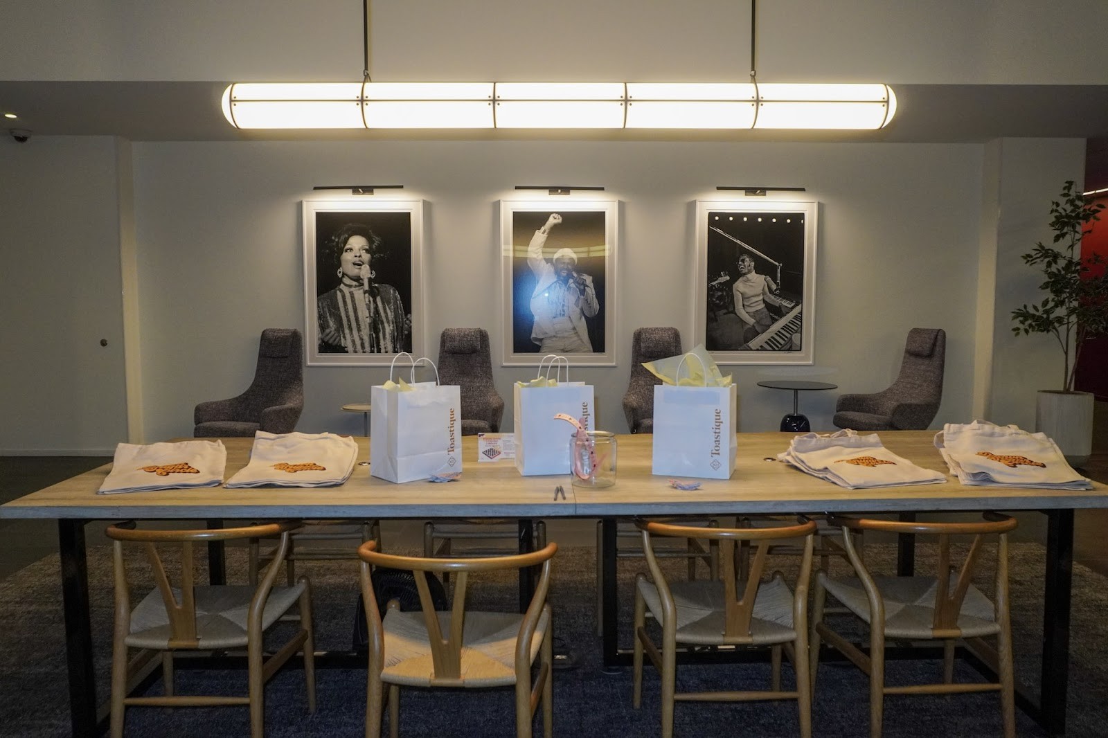 Toastique: the place