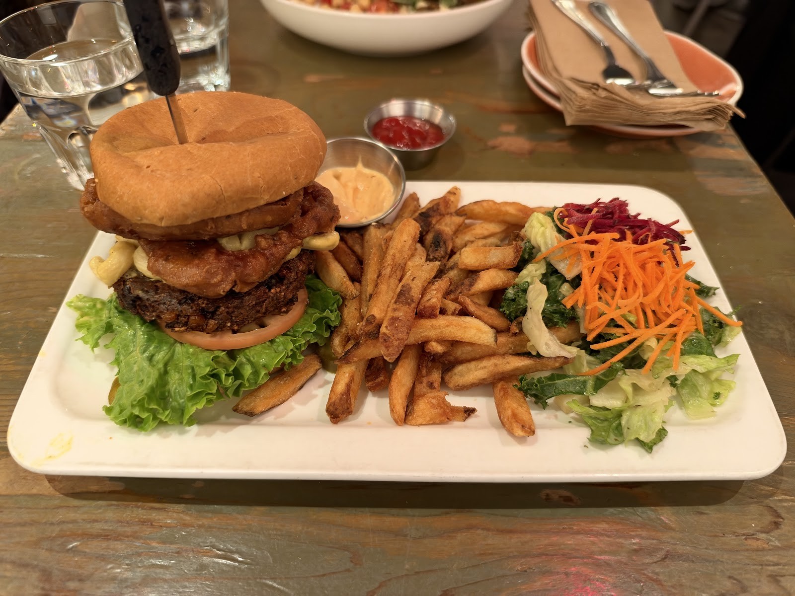 MeeT on Main: food & drinks