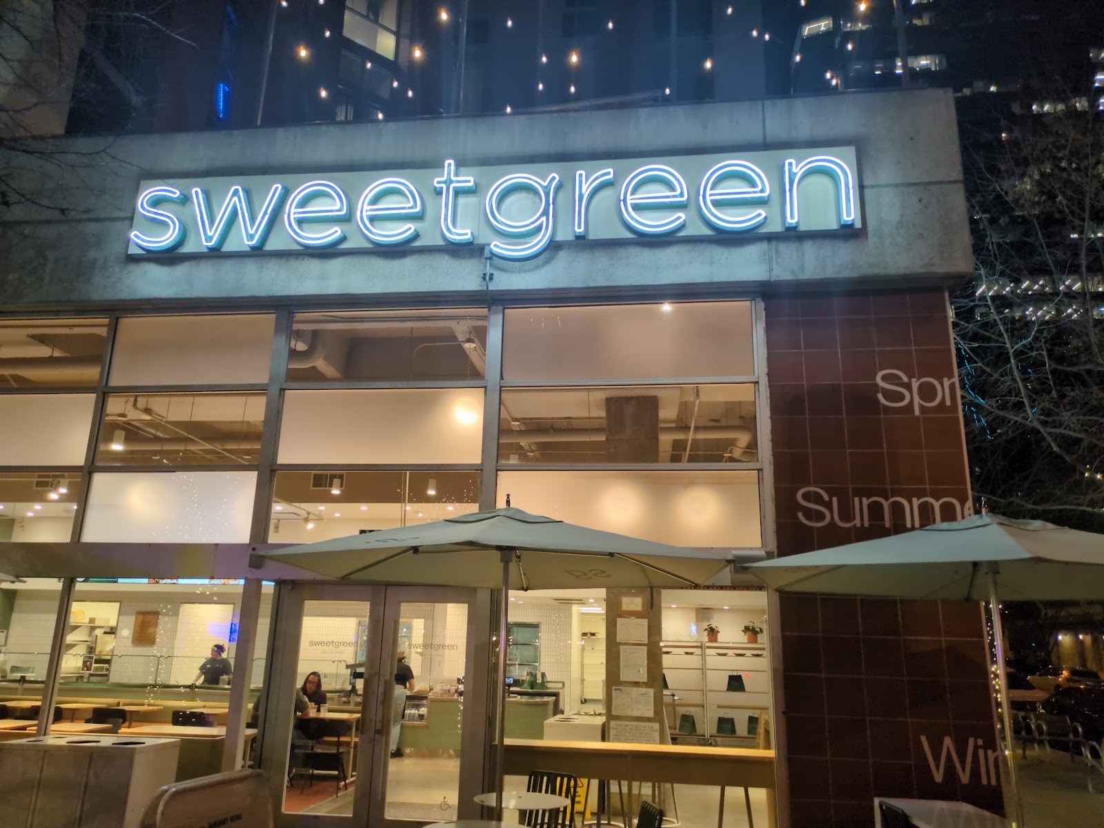 sweetgreen - Healthy Salads, Wraps, and Bowls: the place