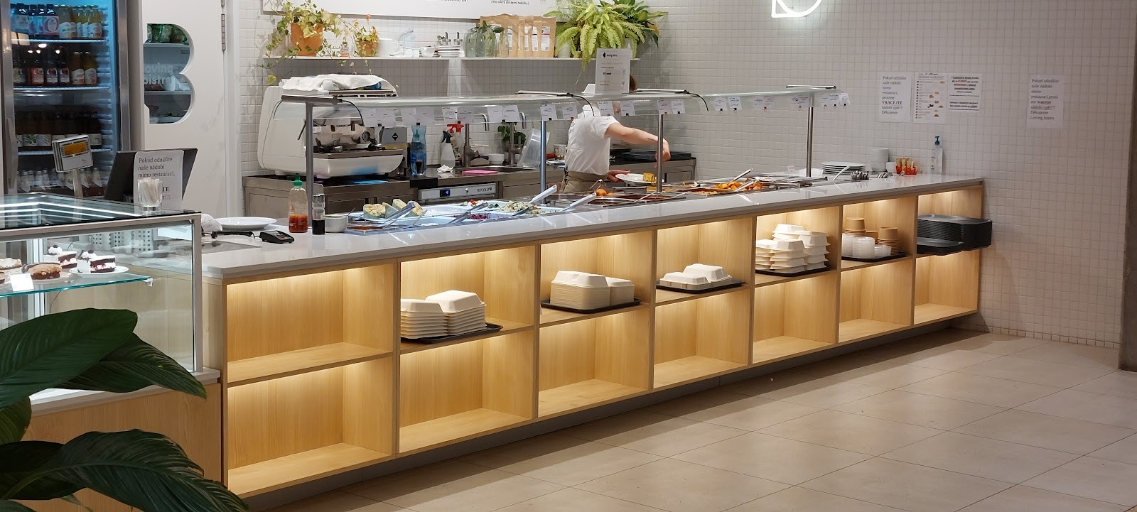 Loving Bistro: the place