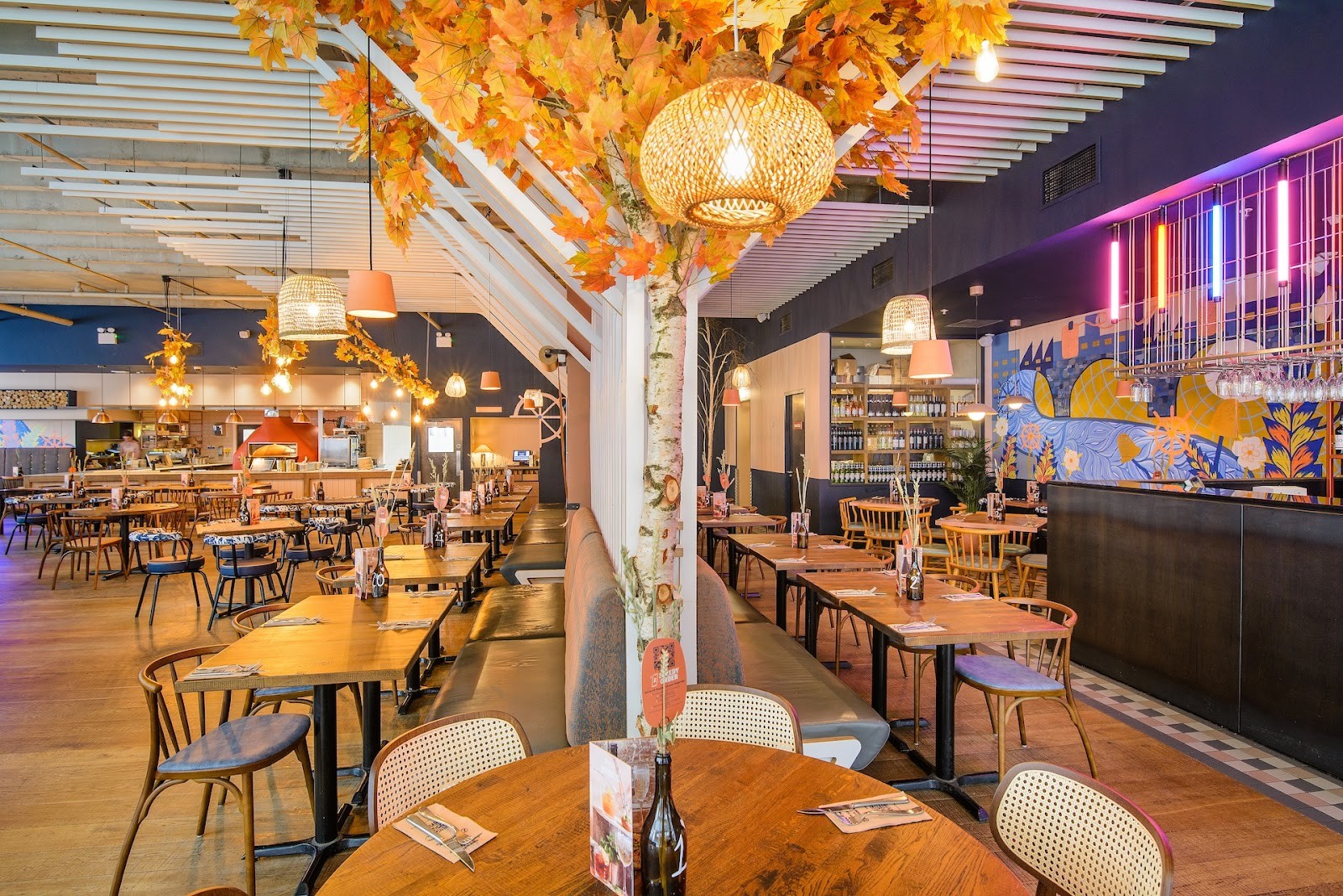 Zizzi - Leeds The Light: the place