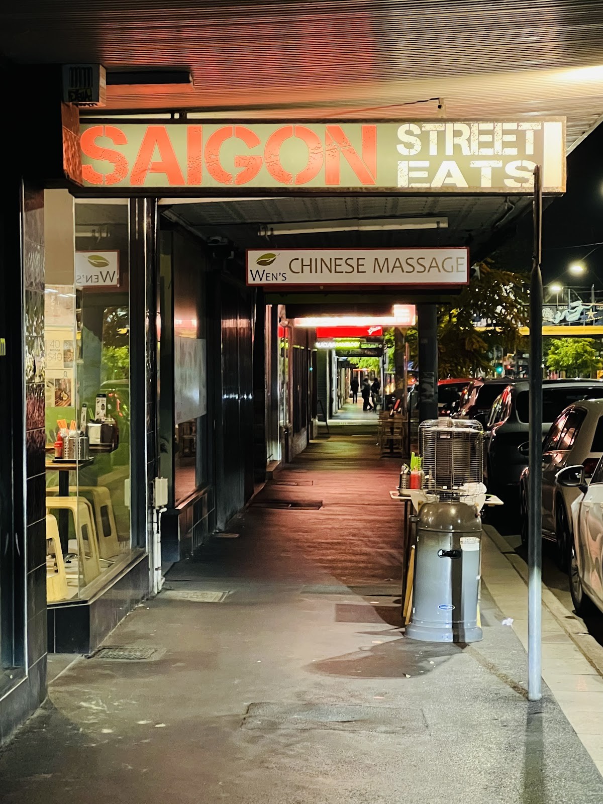 Saigon Street Eats: the place