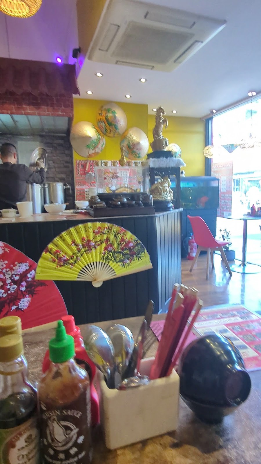 Ha Noi Street Food: the place