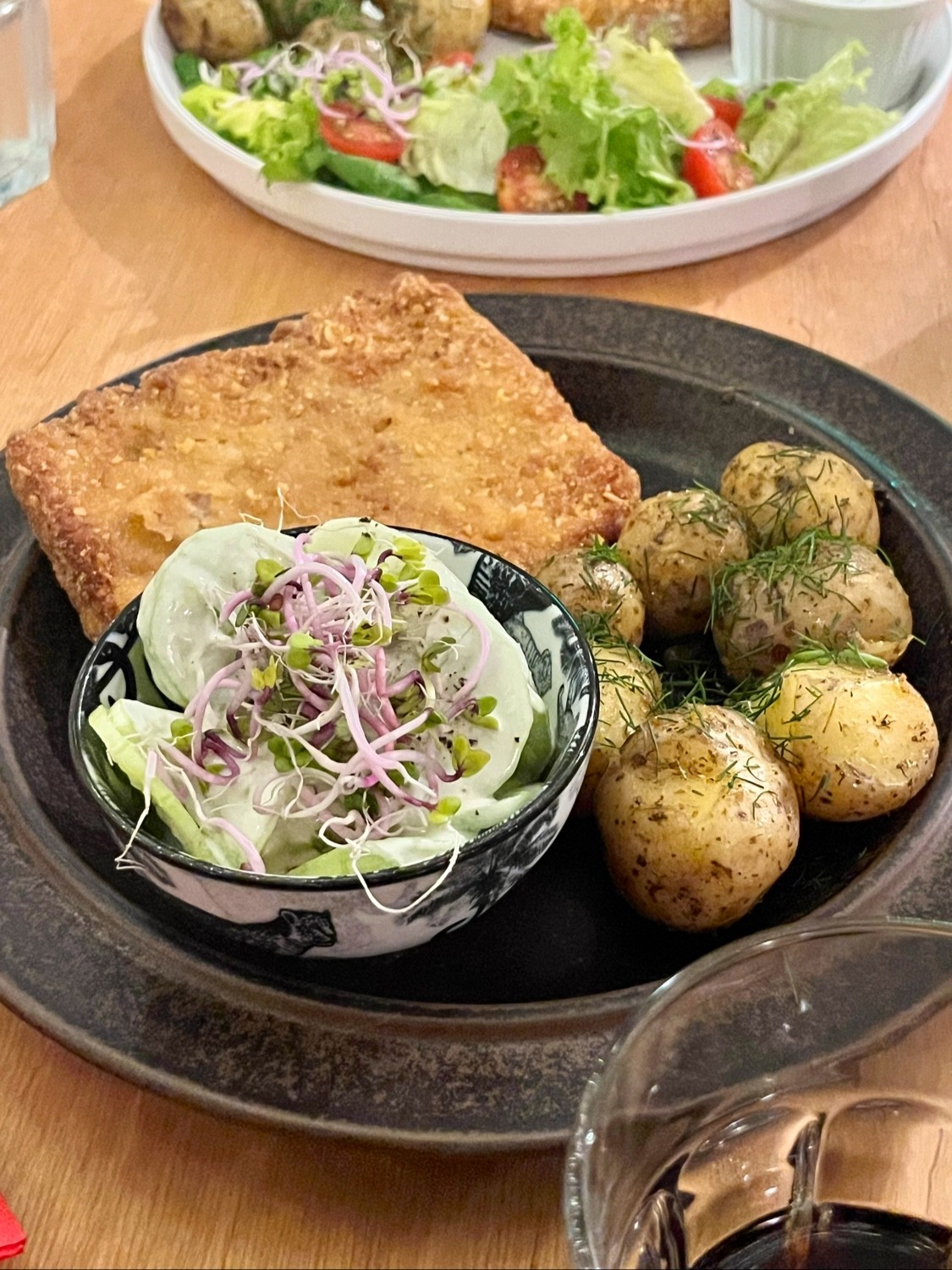 No Bones Vegan Food: food & drinks