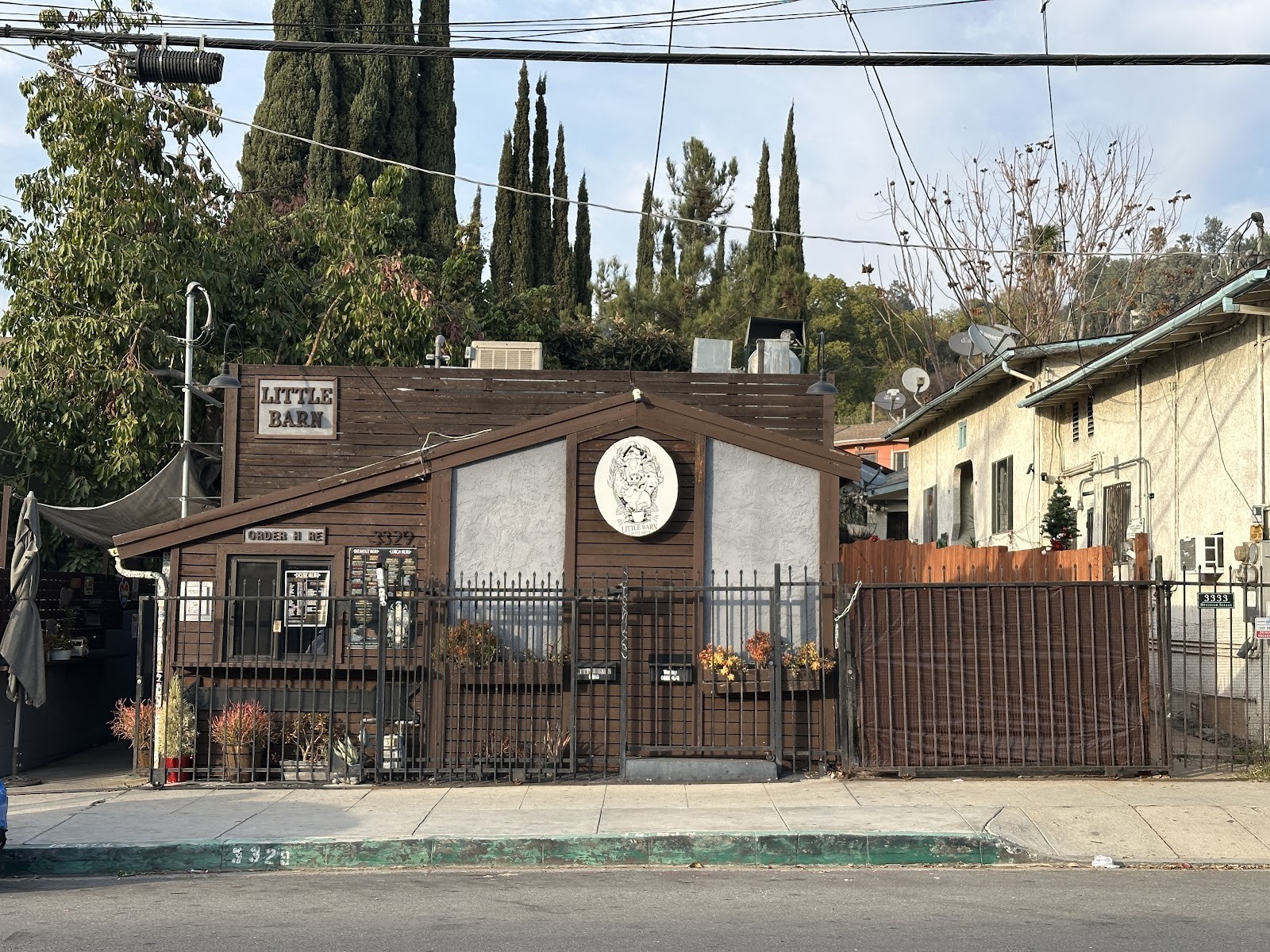 Little Barn Coffee House: the place